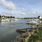 De La 2* Quinéville