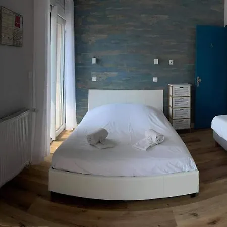 De La Hotel