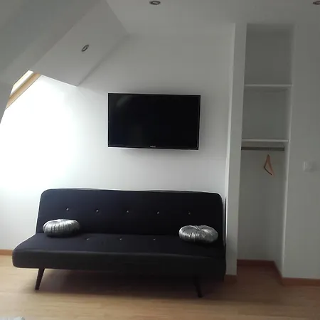 De La 2* Quinéville