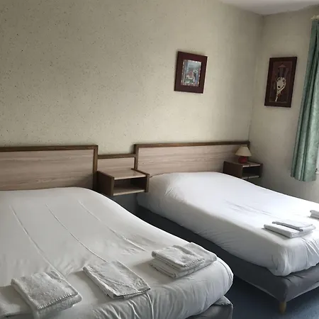 De La Hotel 2*