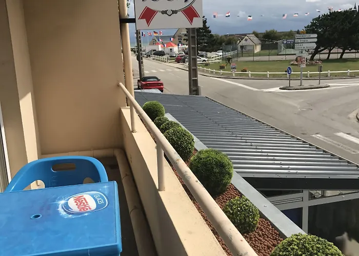 De La 2* Quinéville