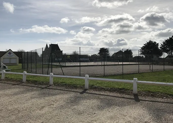 De La 2* Quinéville